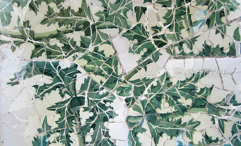 Antonio Gaudi的Tile Parc Guell